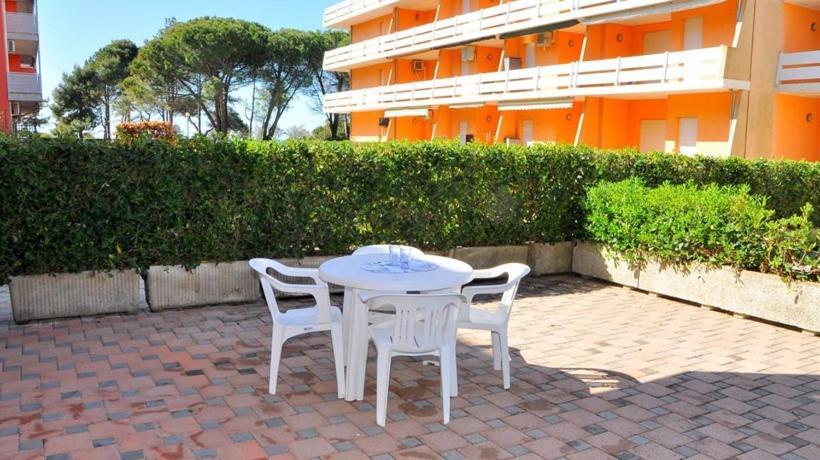 Condominio Biloba-Gemini Bibione Exterior photo
